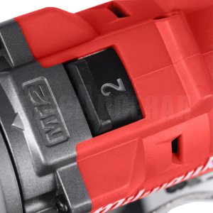 Дрель-шуруповерт Milwaukee M12 FDD2-0