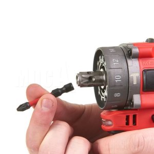 Дрель-шуруповерт Milwaukee M12 FPDX-0