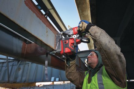 Дрель на магнитной станине Milwaukee M18 FMDP-0C FUEL