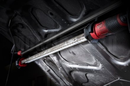 Фонарь подкапотный Milwaukee M12 UHL-0