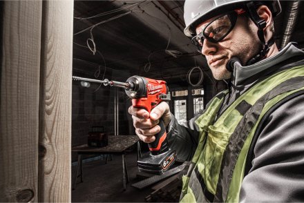  Milwaukee M12 FID2-0