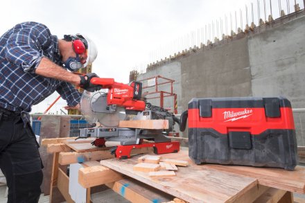 Пылесос Milwaukee M18 VC2
