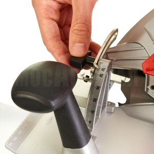 Пила циркулярная Milwaukee CS 85 SB