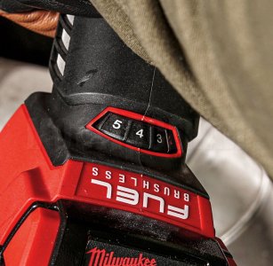Шлифмашина угловая Milwaukee M18 FSAGV125XPDB-0X