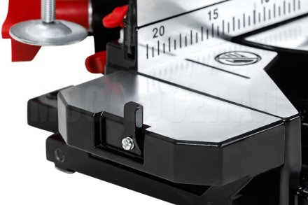 Пила торцовочная сетевая P.I.T. PCM255-C3