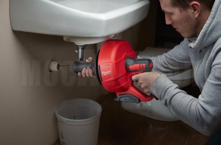 Машинка прочистная Milwaukee M12 BDC8-0C