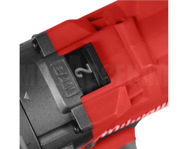 Дрель-шуруповерт Milwaukee M18 FDD3-502X