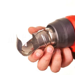 Аккумуляторный фен Milwaukee M18 BHG-502C
