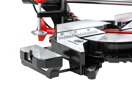 Пила торцовочная сетевая P.I.T. PCM255-C3