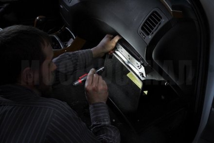 Компактный фонарь Milwaukee IPL-LED