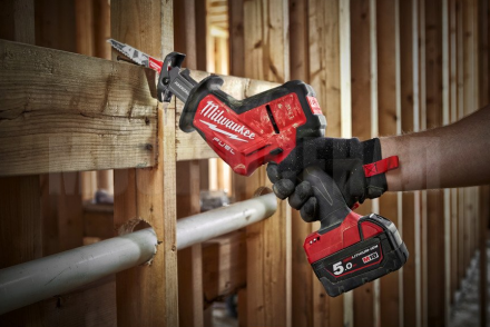 Пила сабельная Milwaukee M18 FHZ-0X