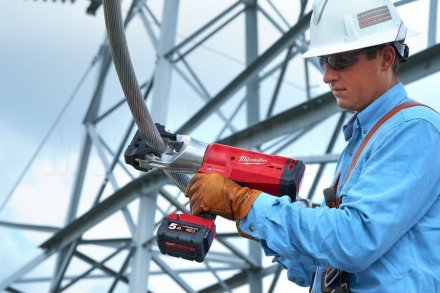 Гидравлический кабелерез Milwaukee M18 HCC45-0C