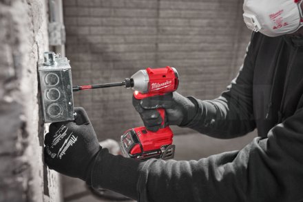 Винтоверт Milwaukee M18 BLIDRC-0