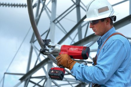 Гидравлический кабелерез Milwaukee M18 HCC45-0C