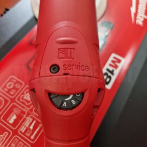 Машинка полировальная Milwaukee AP 12 E