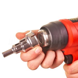 Аккумуляторный фен Milwaukee M18 BHG-0