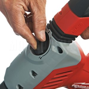 Перфоратор Milwaukee PLH 28 XE