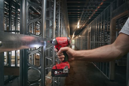 Винтоверт Milwaukee M18 FQID-502X SURGE