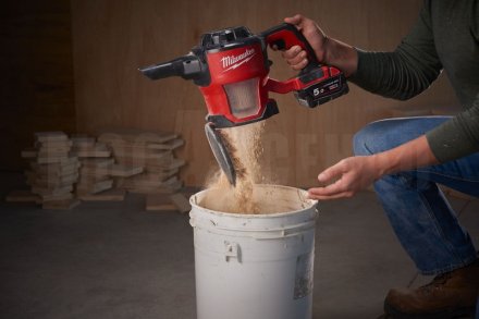 Пылесос Milwaukee M18 CV