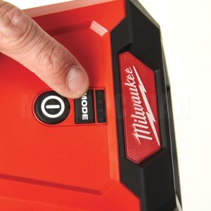 Фонарь Milwaukee M12 AL-0