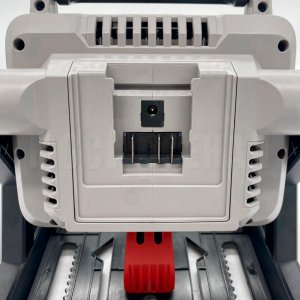 Фонарь-прожектор аккумуляторный CROWN CT26018HX