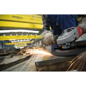 Шлифмашина угловая Milwaukee AGVM 26-230 GEX